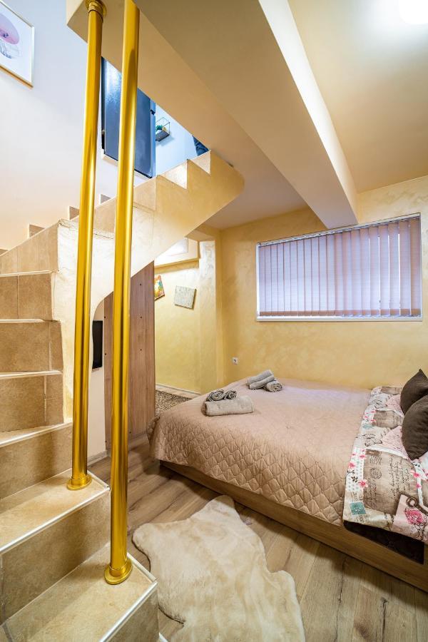 Abstract Apartment Varna Luaran gambar