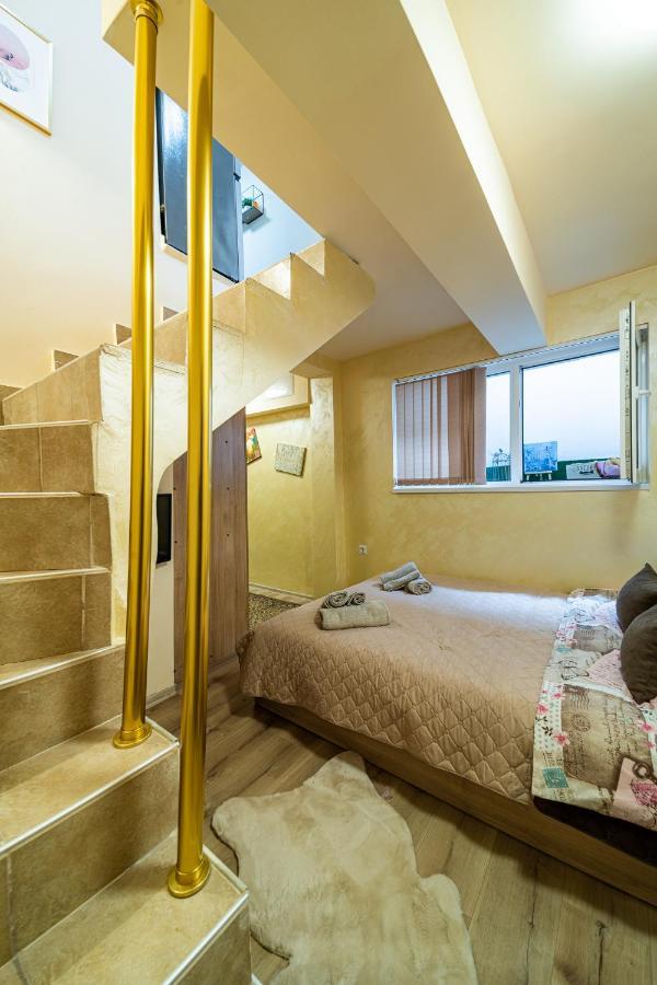 Abstract Apartment Varna Luaran gambar